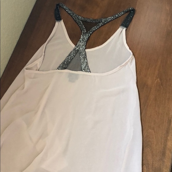 SMALL BUCKLE TOP WITH BEAUTIFUL EMBELLISHED BACK - Picture 3 of 3